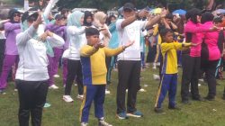 Kebersamaan di HUT ke-27, Ribuan Warga Ikuti Jalan Sehat Bersama Bupati